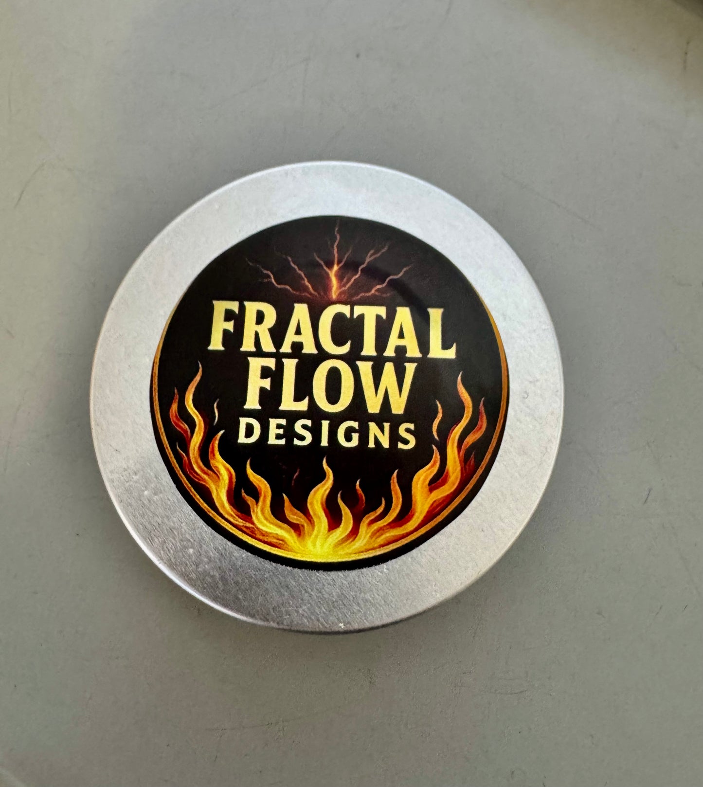 Resin board wax tin – Fractal Flow Designs handcrafted conditioner for long-lasting board protection