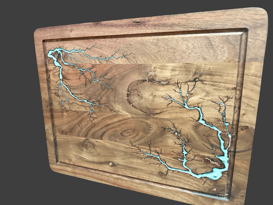 Handmade large chopping board by Fractal Flow Designs, showcasing premium resin artistry. Australian resin boards shipped nationwide, perfect for charcuterie and entertaining.