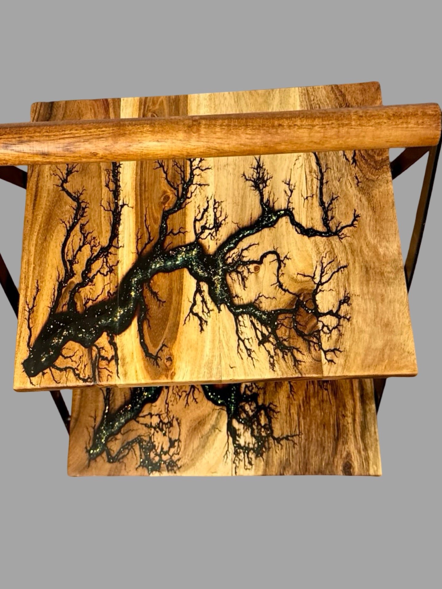 Fractal Flow Designs round resin cake stand, Australian-made for weddings and parties