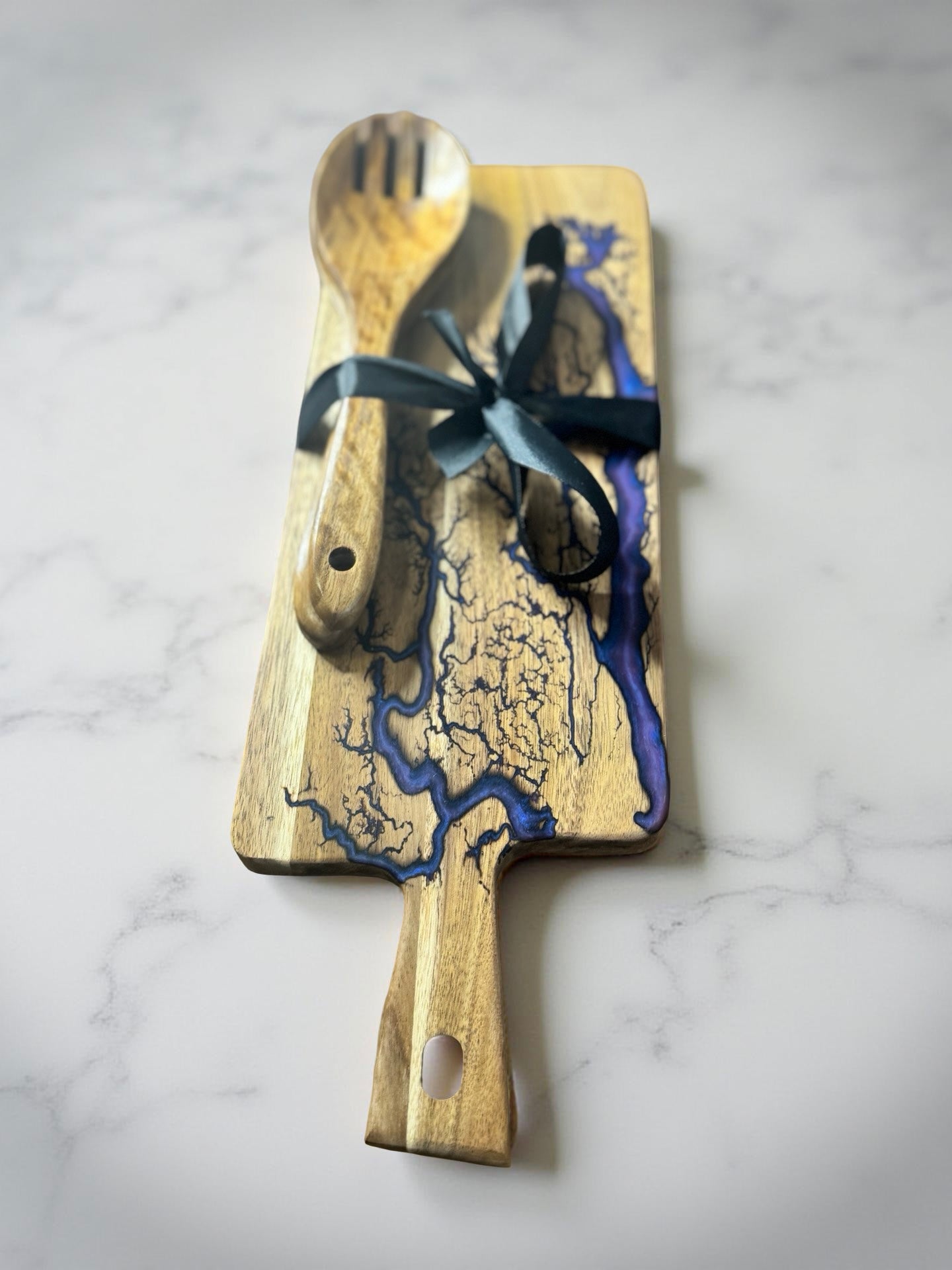 Purple resin rectangle cheeseboard with two wooden utensils, East Gippsland maker, premium gift Set