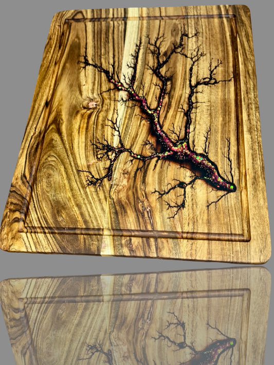 Handmade resin chopping board – durable Australian timber cutting board by Fractal Flow Designs, perfect for brisket, BBQ, cheese platters, and grazing spreads.