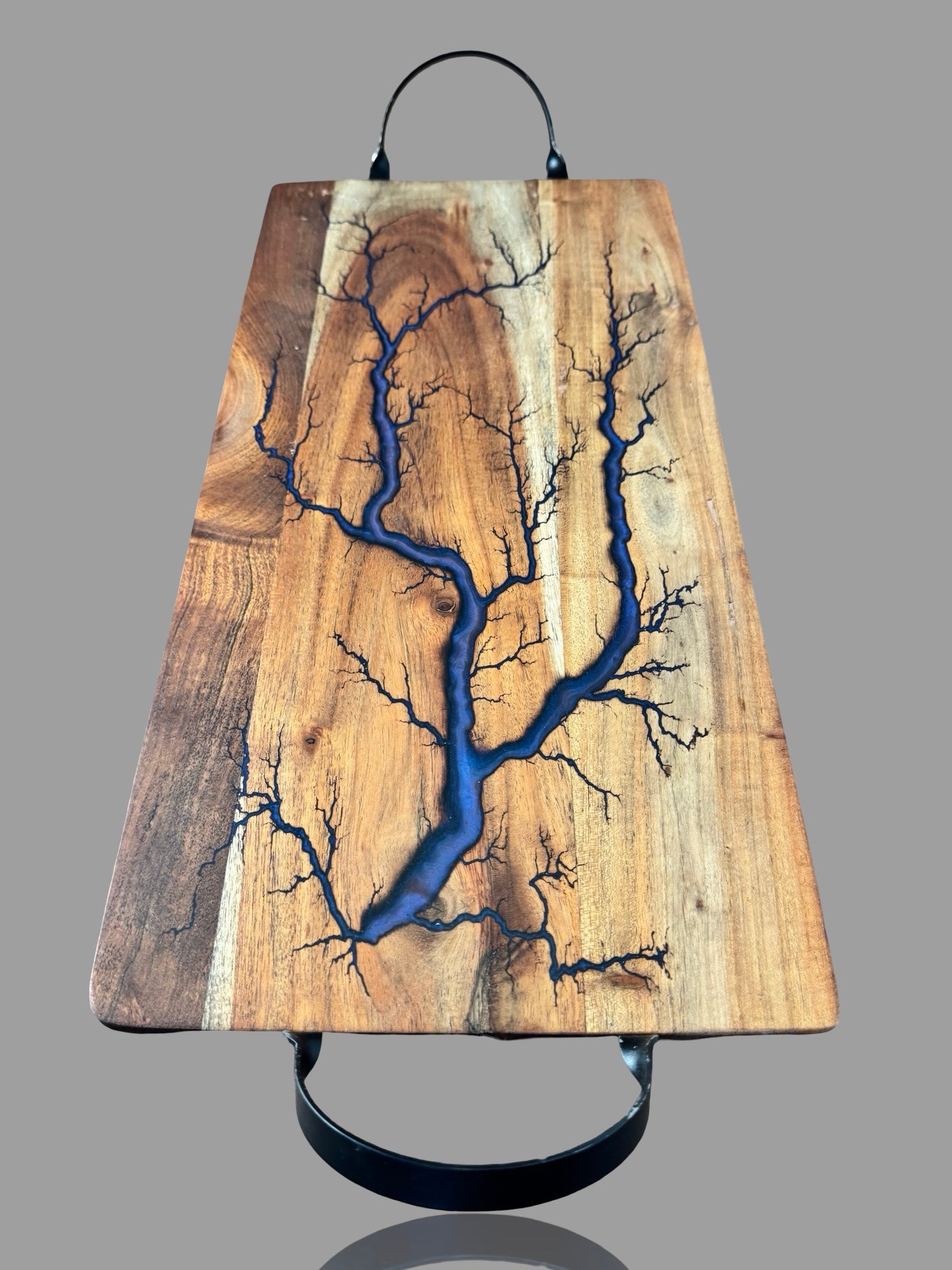 Australian-made resin serving board handcrafted by Fractal Flow Designs in East Gippsland. Premium hardwood and resin blend ideal for serving cheese, charcuterie, and grazing platters.