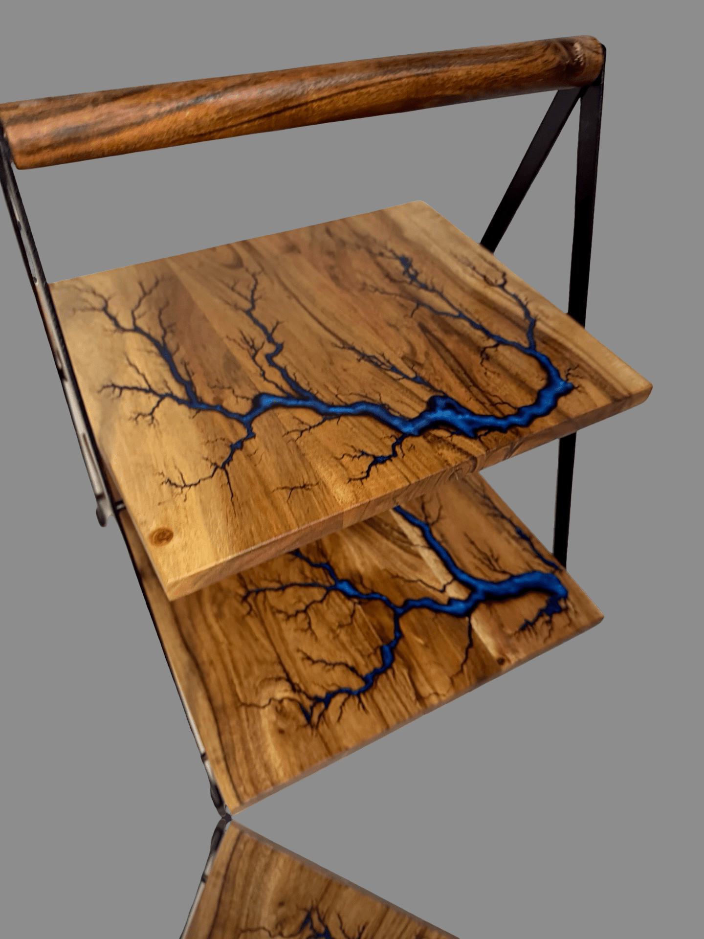 Premium resin cake stand handmade by Fractal Flow Designs in Bairnsdale, Victoria – Australian timber dessert display for weddings, birthdays, and entertaining