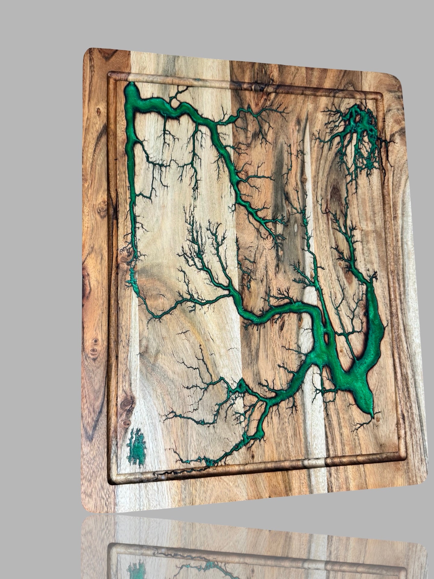 Food-safe resin chopping board handmade in Bairnsdale by Fractal Flow Designs — premium resin finish and hardwood strength