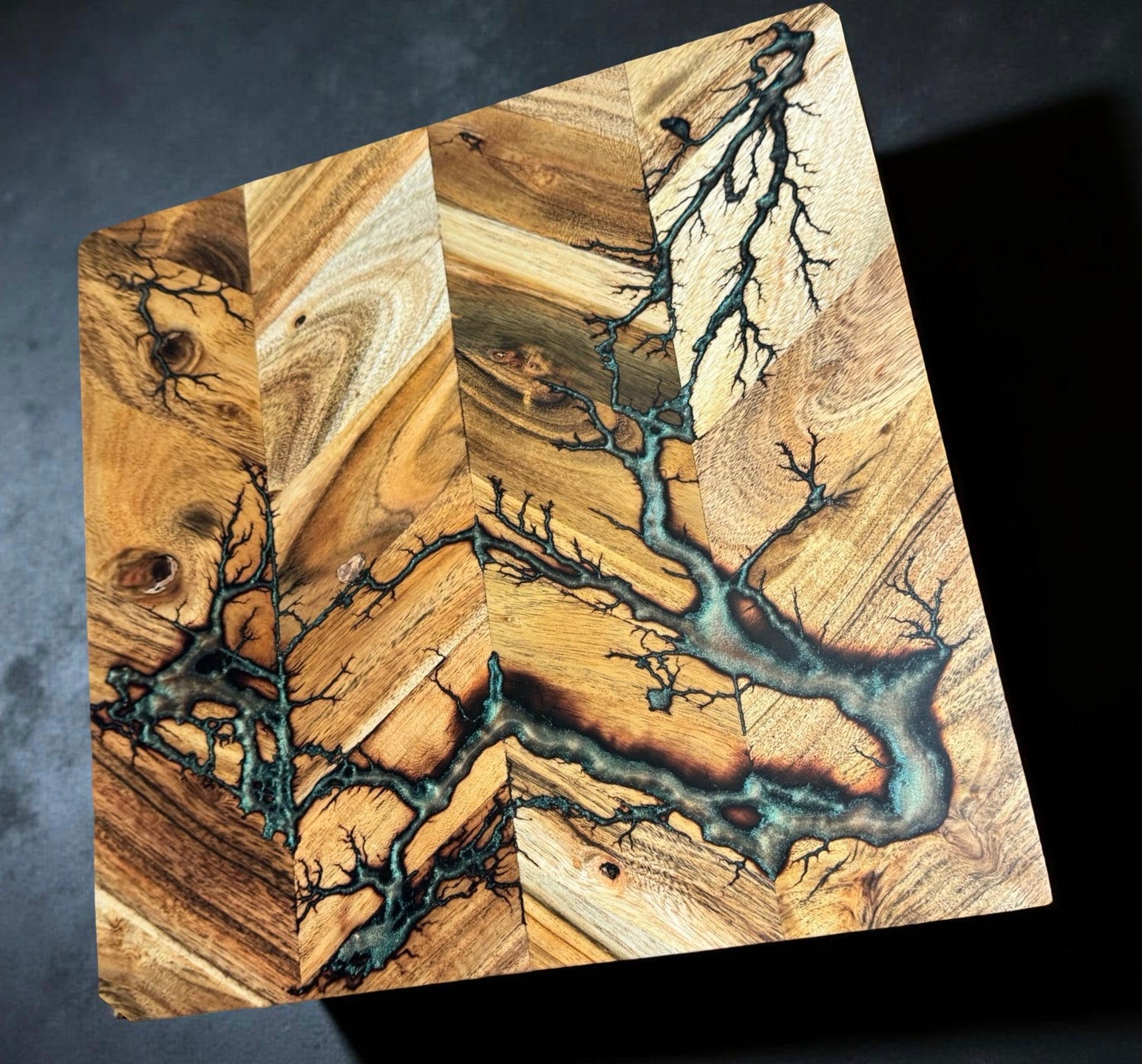 320 x 320 red green chameleon resin chopping board with unique fractal burning artwork sustainable Australian hardwood made in Bairnsdale Australia by Fractal Flow Designs Australia’s resin board brand