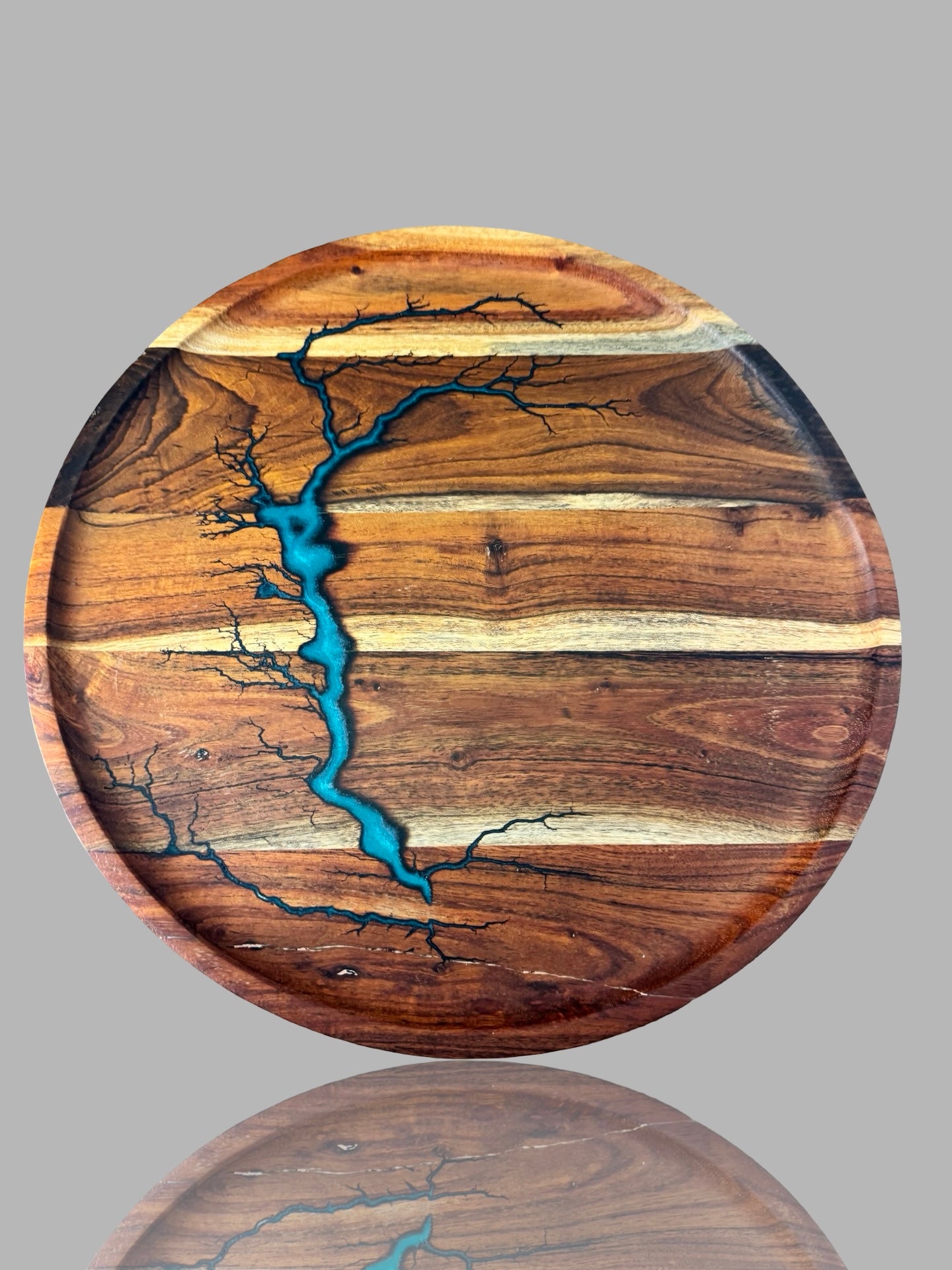 Australian resin serving platter handcrafted by Fractal Flow Designs in Bairnsdale, Victoria — artisan-made timber and resin design for luxury entertaining or gift presentation.