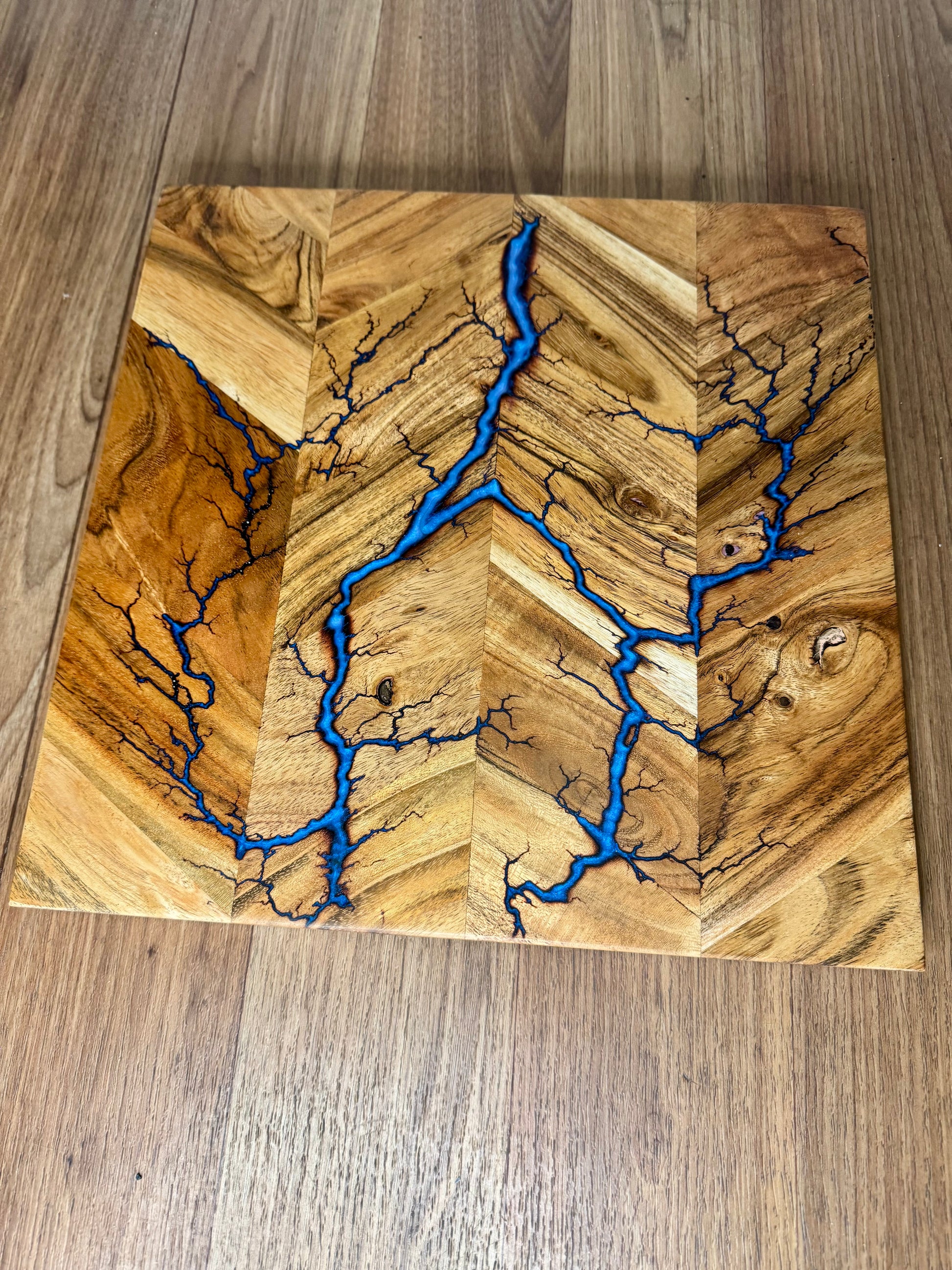 Handmade resin chopping board crafted from Australian hardwood in Bairnsdale, Victoria. Durable, food-safe, and gift-ready for anniversaries, housewarmings, and weddings.