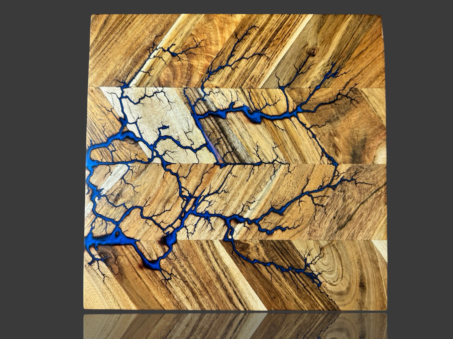 High quality resin chopping board handmade in Victoria from sustainable Australian timber. Fractal Flow Designs platter ideal for cheese, charcuterie, and wedding gifts.