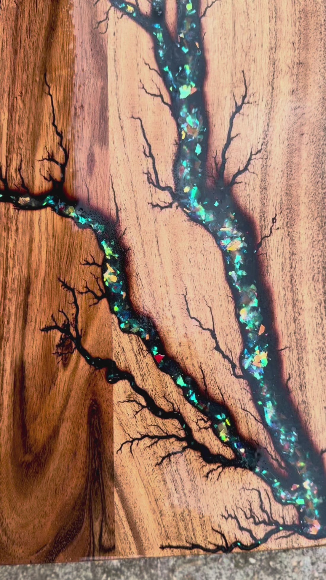 Magic Opal resin board video by Fractal Flow Designs – showcasing handcrafted Australian timber with opal-effect resin and fractal art. Luxury serving and charcuterie board, perfect gift for weddings, birthdays, and housewarmings, ships Australia-wide.