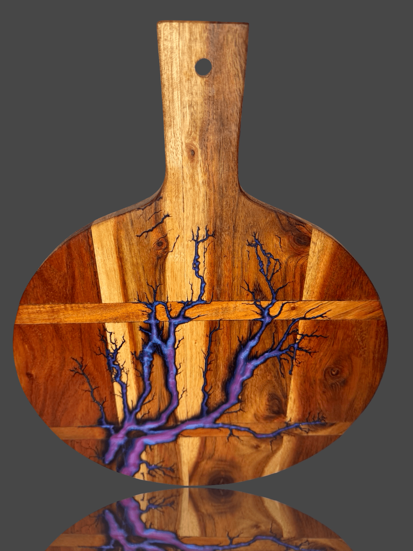 Round resin paddle cheese board artisan-crafted in Victoria by Fractal Flow Designs. Premium Australian resin boards designed for grazing platters, wine nights, and gifting occasions.