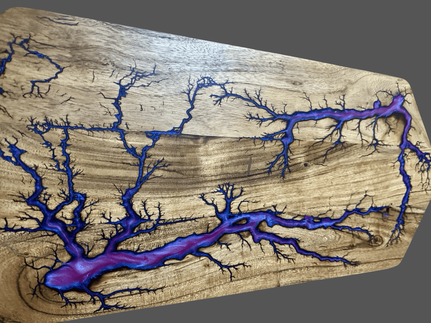 Large resin paddle grazing board by Fractal Flow Designs, featuring bold resin artistry. Premium Australian resin boards designed for charcuterie spreads, wine nights, and gift occasions.