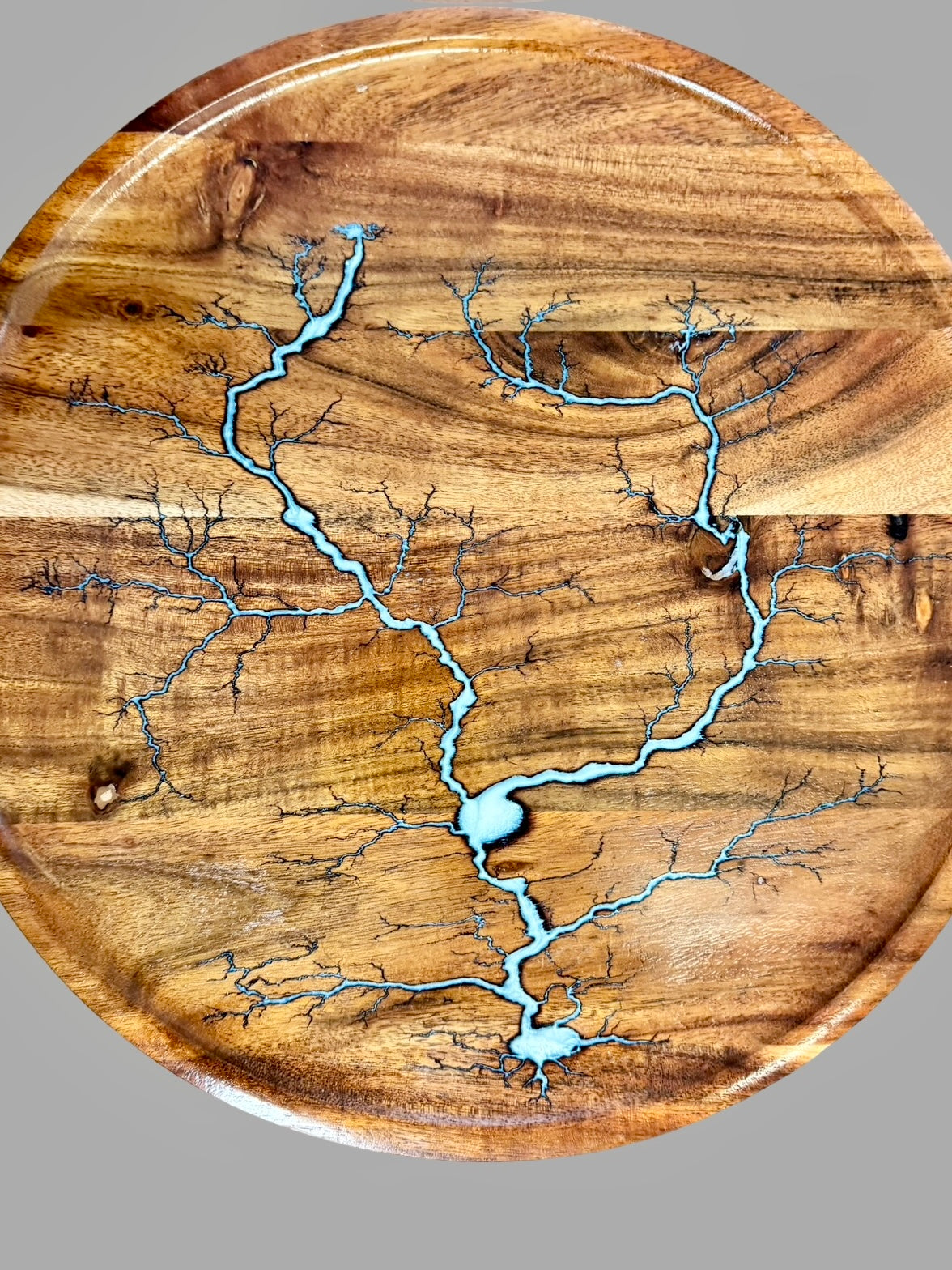 Bespoke resin serving platter handcrafted by Fractal Flow Designs — premium Australian resin board ideal for cheese, grazing, or dessert presentation.