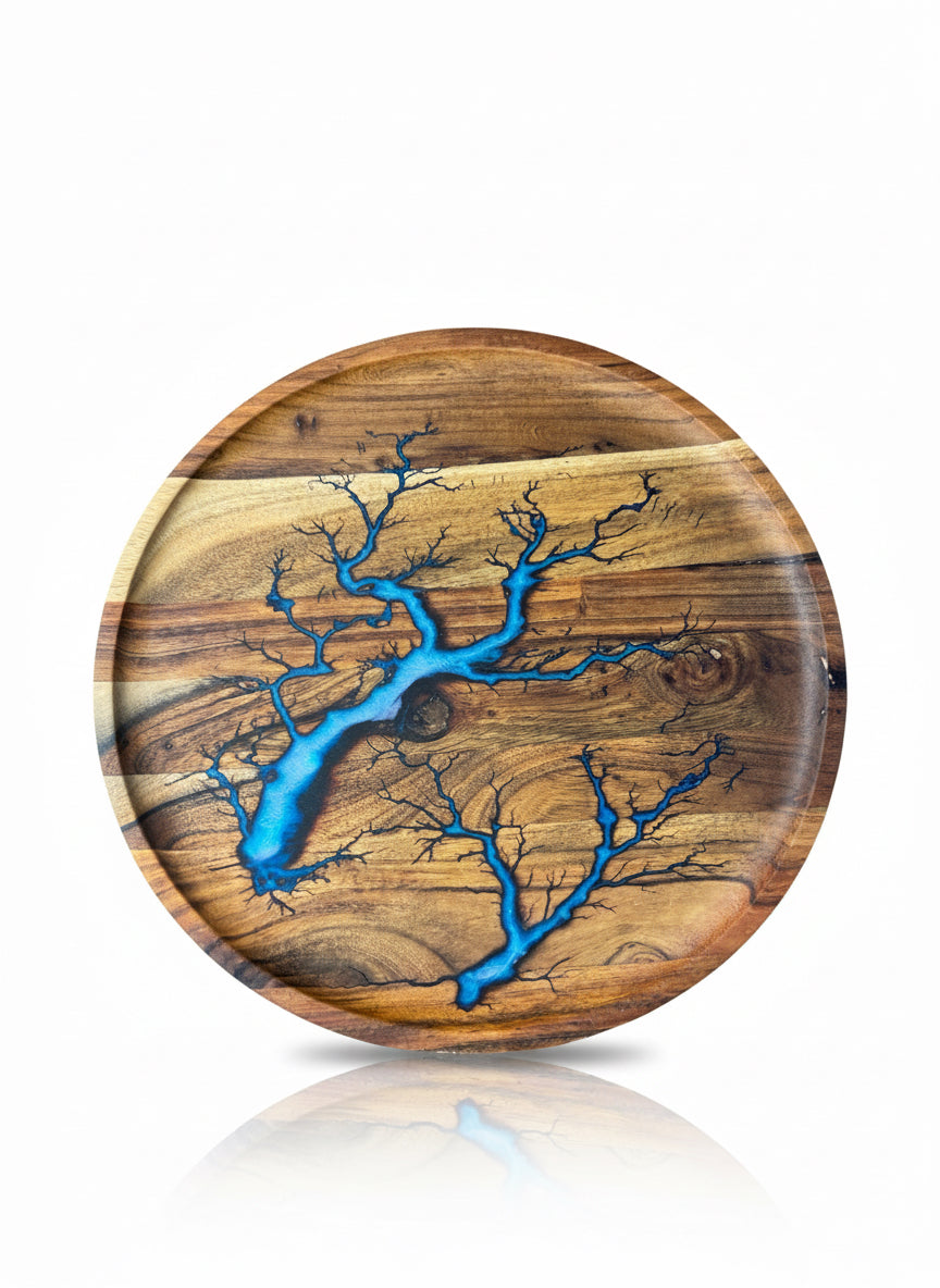 Resin serving platter handcrafted in East Gippsland by Fractal Flow Designs — Australian-made timber and resin board ideal for cheese, grazing, and home entertaining.