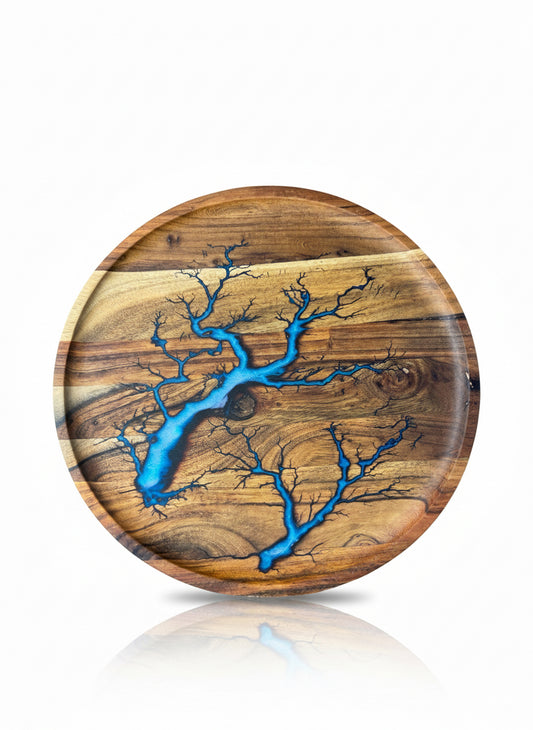 Resin serving platter handcrafted in East Gippsland by Fractal Flow Designs — Australian-made timber and resin board ideal for cheese, grazing, and home entertaining.