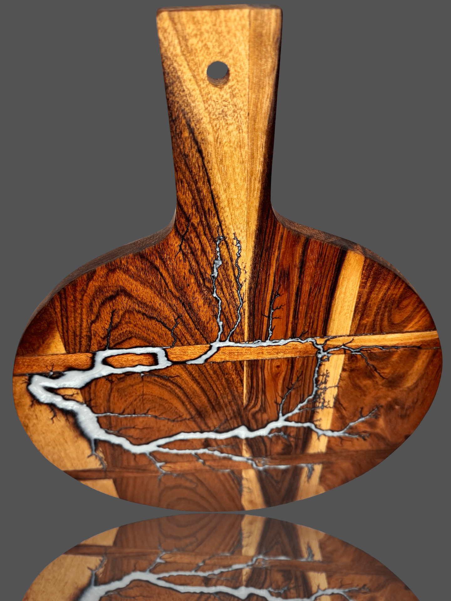 Luxury round resin cheese board – Australian Resin Boards brand, handmade in East Gippsland, Victoria from premium hardwood timber, ideal for entertaining, cheese lovers, and upscale home and kitchen decor.