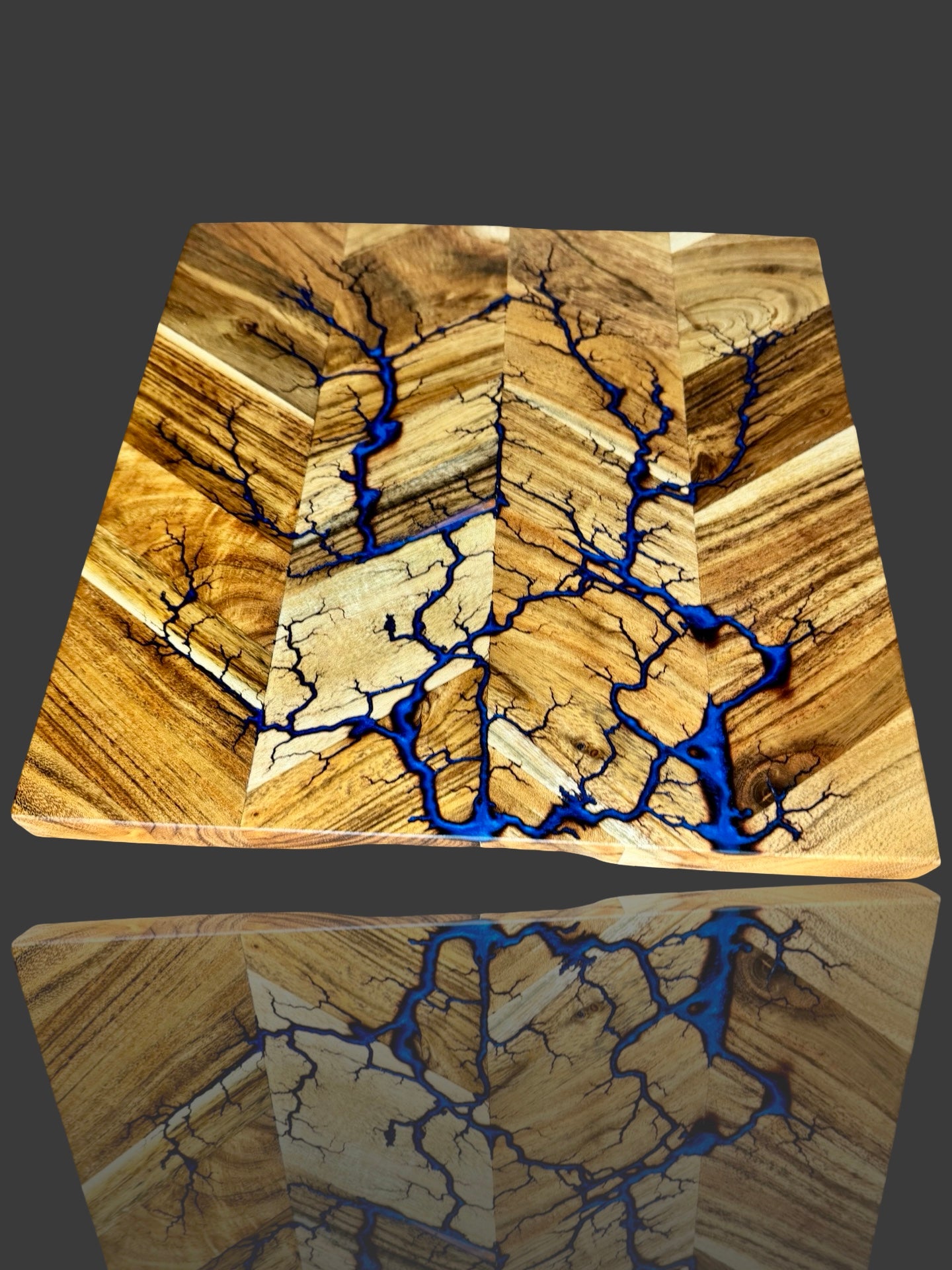 Resin chopping board handmade in Australia by Fractal Flow Designs. A unique platter designed for entertaining - Made for Australian kitchens