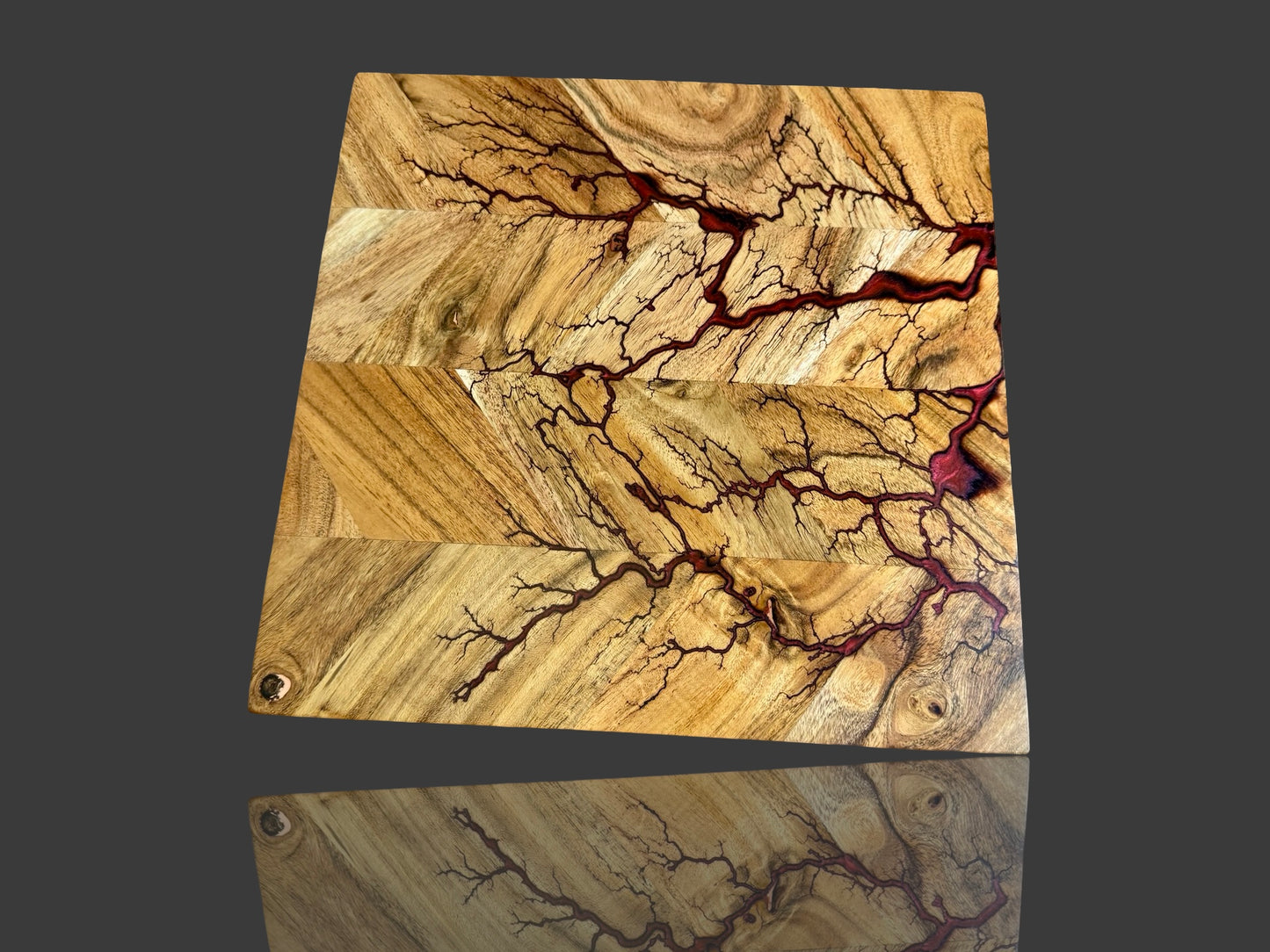 Aussie resin chopping board handmade in Victoria, Australia by Fractal Flow Designs. Perfect food-safe timber board for gourmet entertaining and gift occasions.