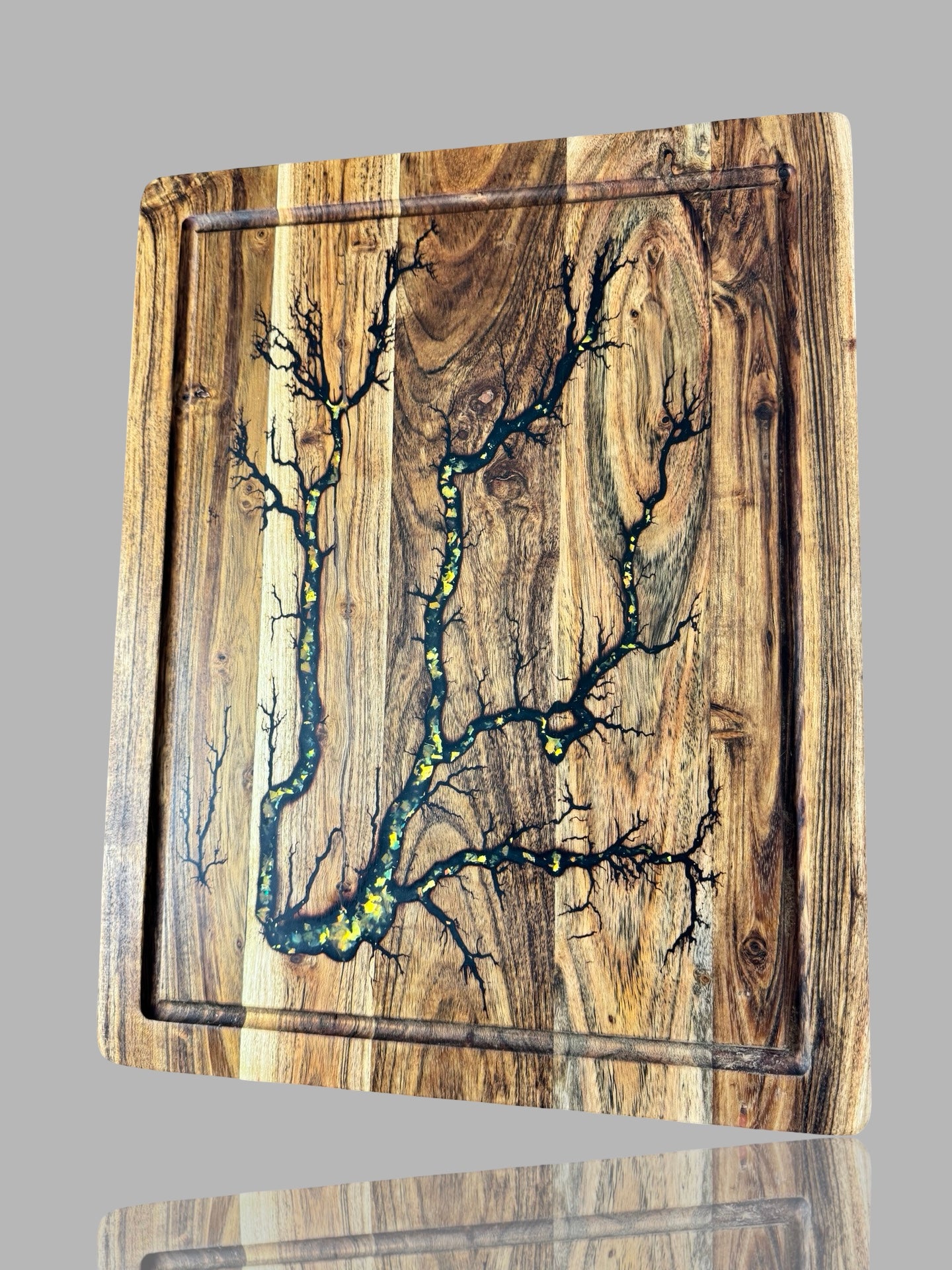 Australian resin chopping board handcrafted by Fractal Flow Designs in Bairnsdale, Victoria — premium hardwood and resin blend built for style and function.