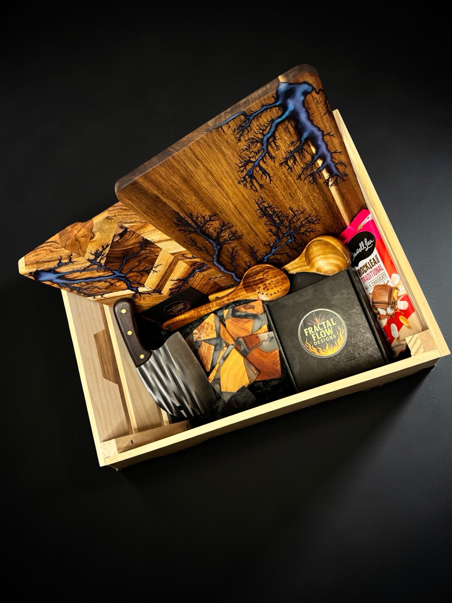 Australian resin board gift set by Fractal Flow Designs premium style