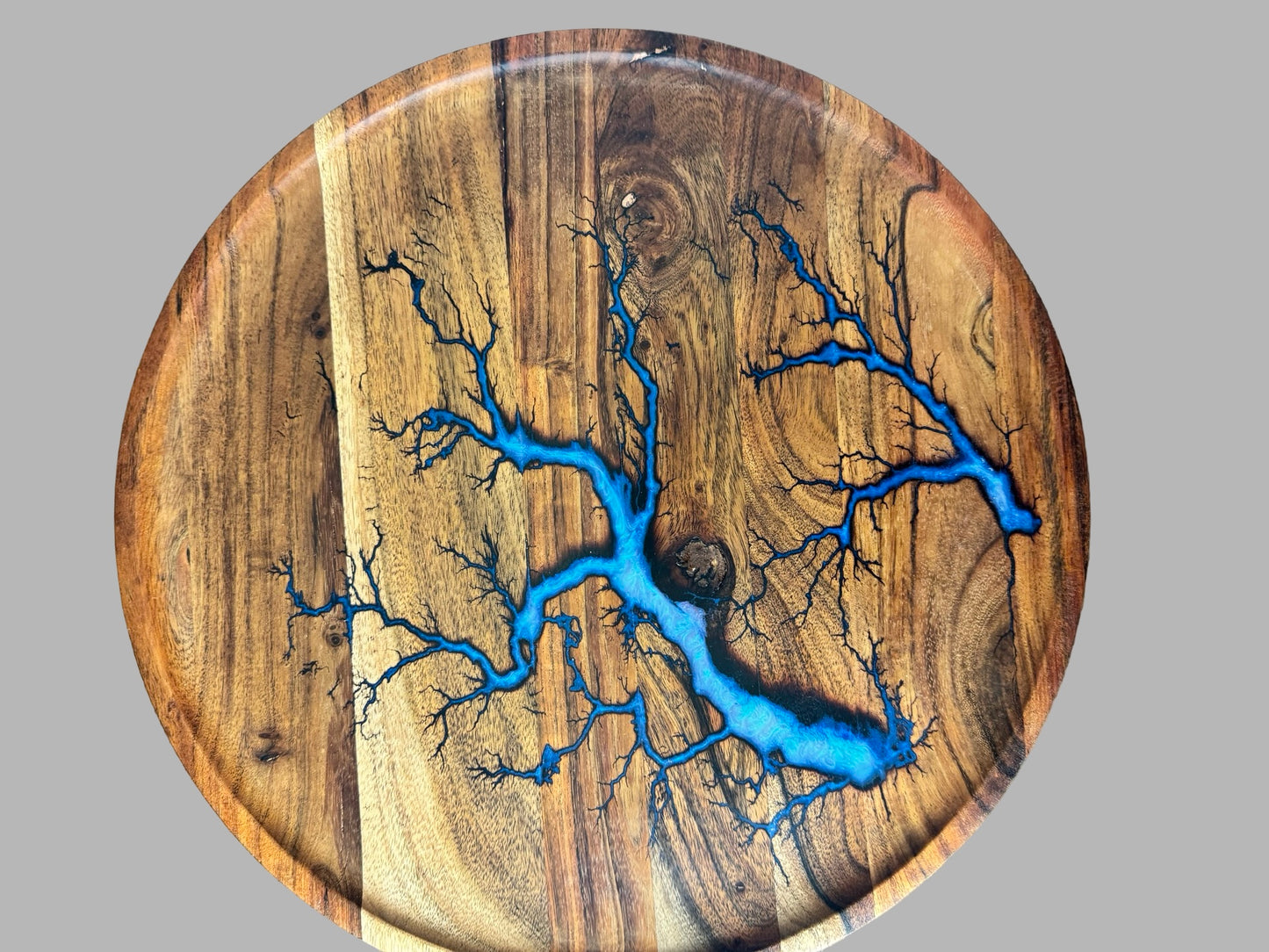 Luxury resin serving tray for home or gifting by Fractal Flow Designs — handcrafted Australian resin board with striking design detail.