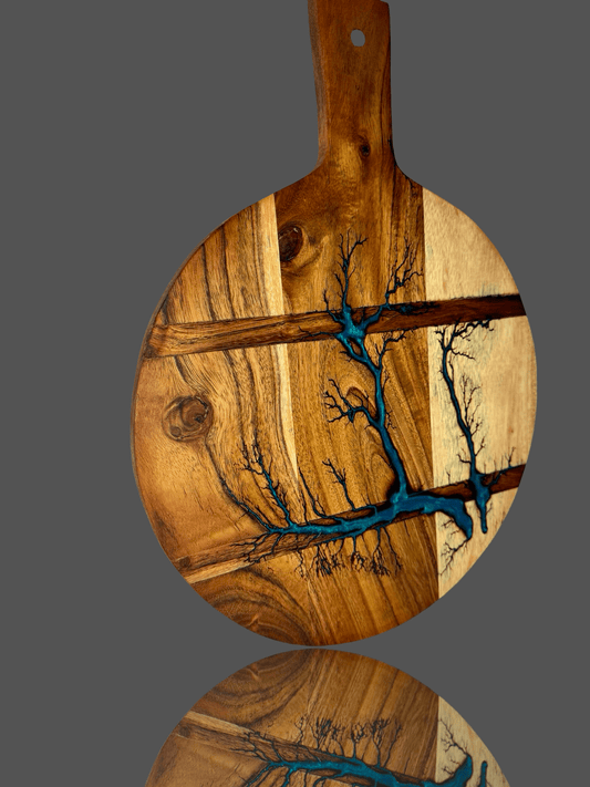 Round resin cheese paddle board from Bairnsdale Victoria – luxury Australian hardwood platter by Fractal Flow Designs, perfect for entertaining and gifting.