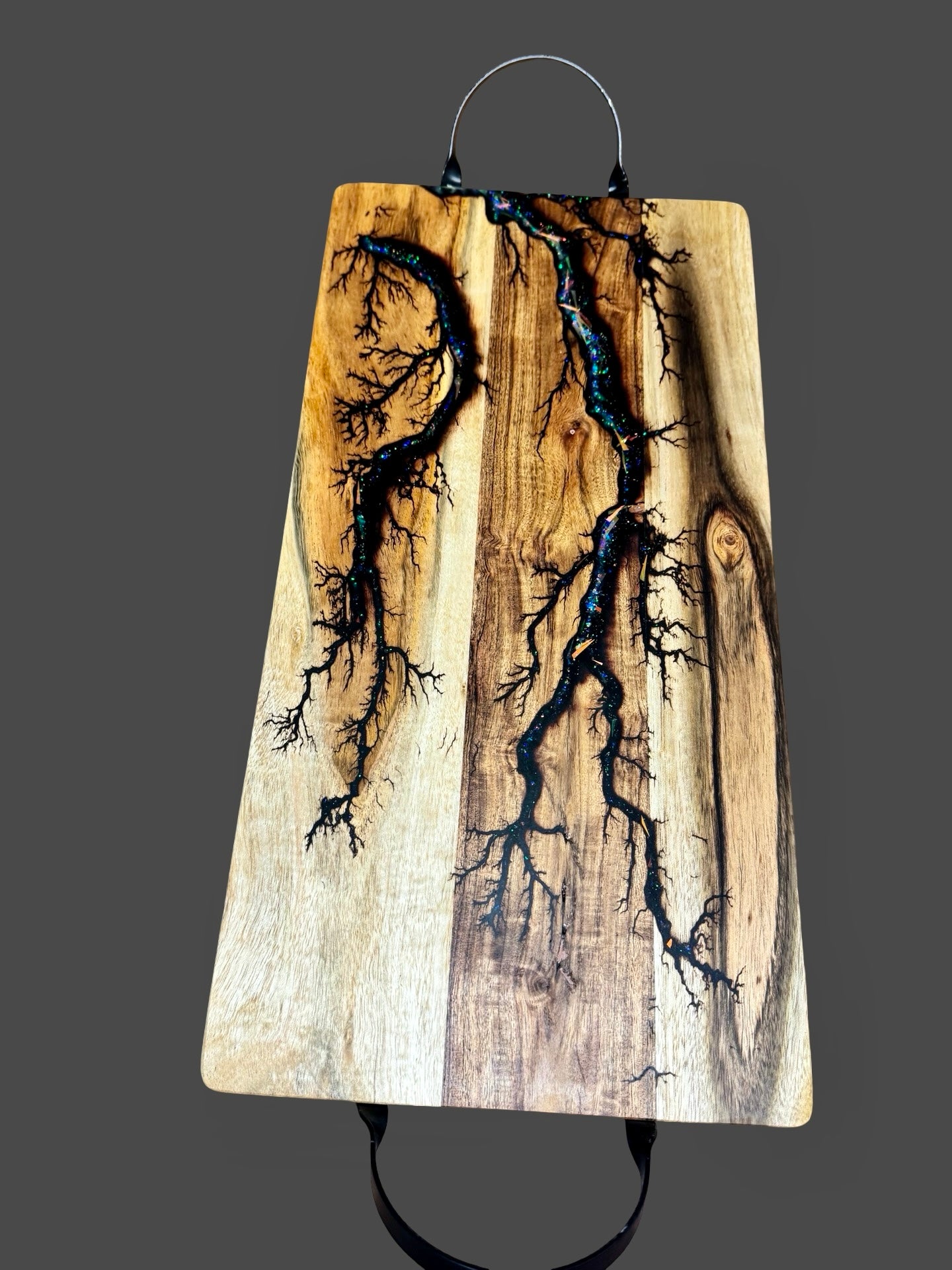 Handmade Australian resin timber serving platter with unique design for weddings and corporate gifting by Fractal Flow Designs - Best resin artist in Australia 