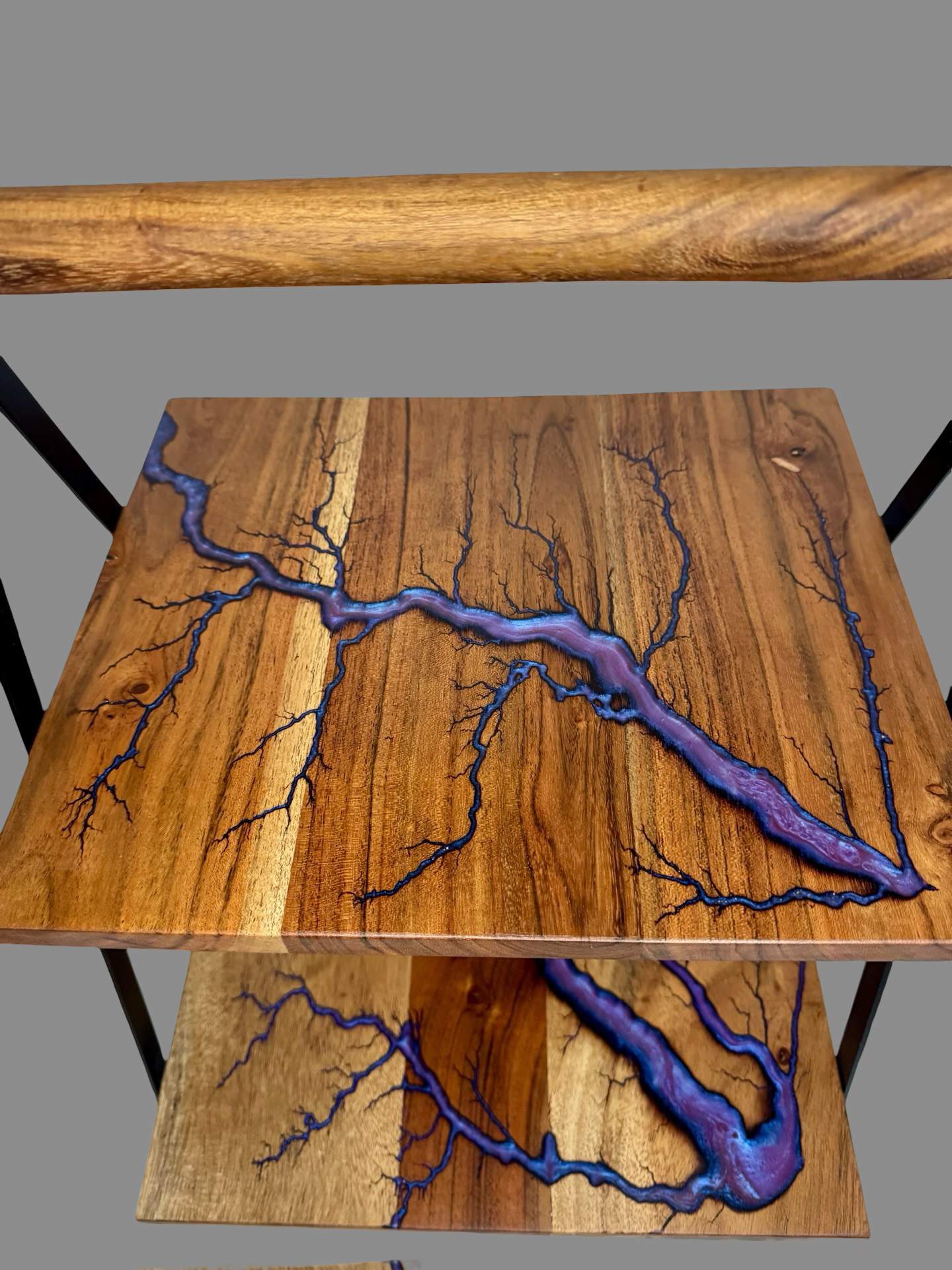 Luxury resin cake stand handcrafted in Bairnsdale, Victoria – Australian-made timber dessert pedestal by Fractal Flow Designs, perfect for weddings and special occasions.